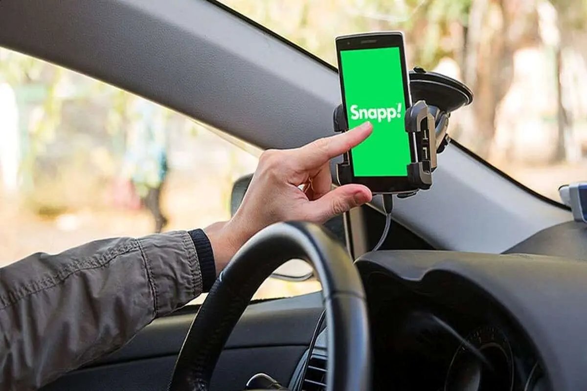 بهترین اپلیکیشن مسیریاب؛‌ مقایسه نشان، بلد و گوگل‌مپ