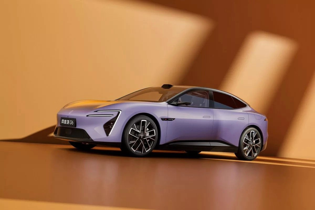 معرفی آواتر 06؛  ارزانترین خودرو چینی در بازار