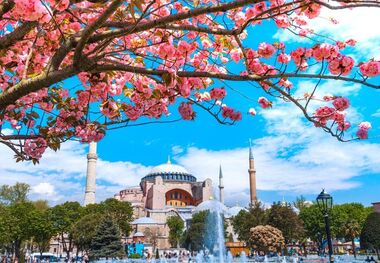 قیمت تور استانبول؛ تور چهار روزه معادل حقوق سه ماه کارگران!