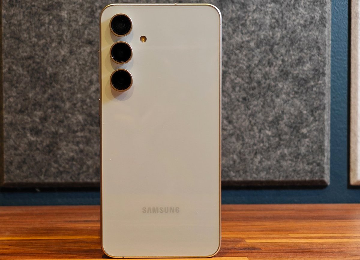 سامسونگ در طراحی گلکسی S25 به سیم آخر زد