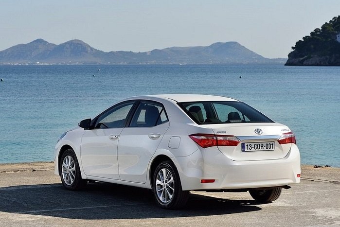 چرا خرید تویوتا کرولا اشتباه است