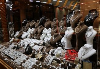 قیمت طلا، سکه، دلار و یورو امروز چهارشنبه 16 مهر 1404/ سکه در کانال 118 میلیون