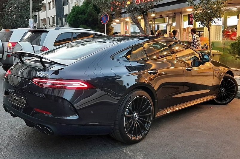 بازار داغ خرید و فروش خودروهای ممنوعه