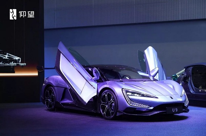 خودروی چینی که از روی چالهها میپرد! (فیلم)