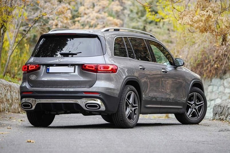 مرسدس بنز GLB 200؛ شاسی‌بلند جذاب آلمانی به ایران رسید