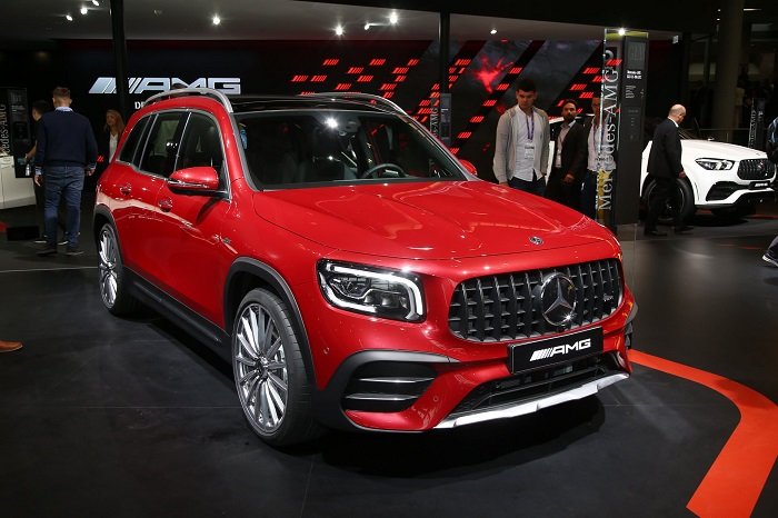 بازگشت بنز به ایران با GLB؛ شاسی‌بلند لوکس آلمانی در شیراز رونمایی شد