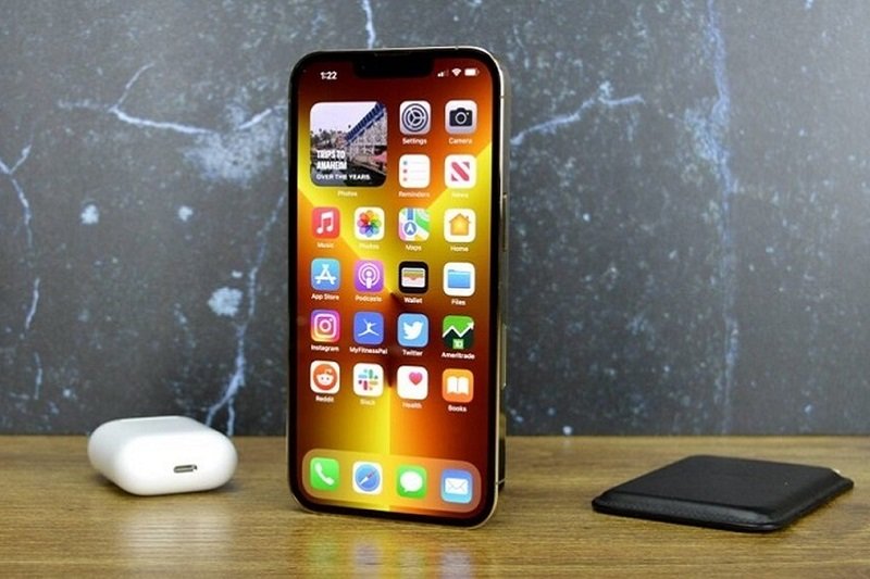 قیمت آیفون دوشنبه 5 شهریور 1403/ 13 پرو مکس؛ 144 میلیون!