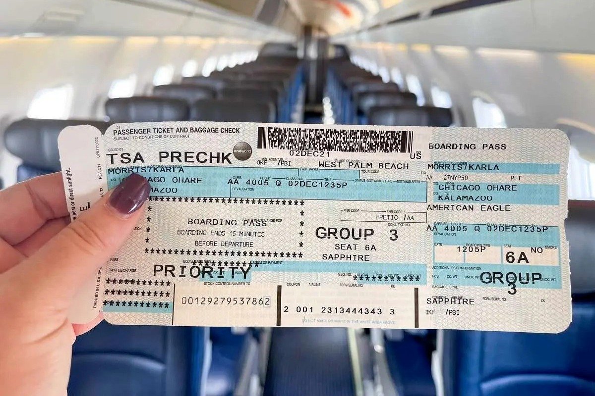 قیمت بلیط هواپیما تهران- شیراز/ سفر به شیراز چقدر آب می‌خورد؟