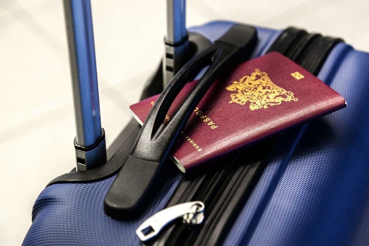 جنجال عوارض ۱۰ یورویی پرواز خارجی