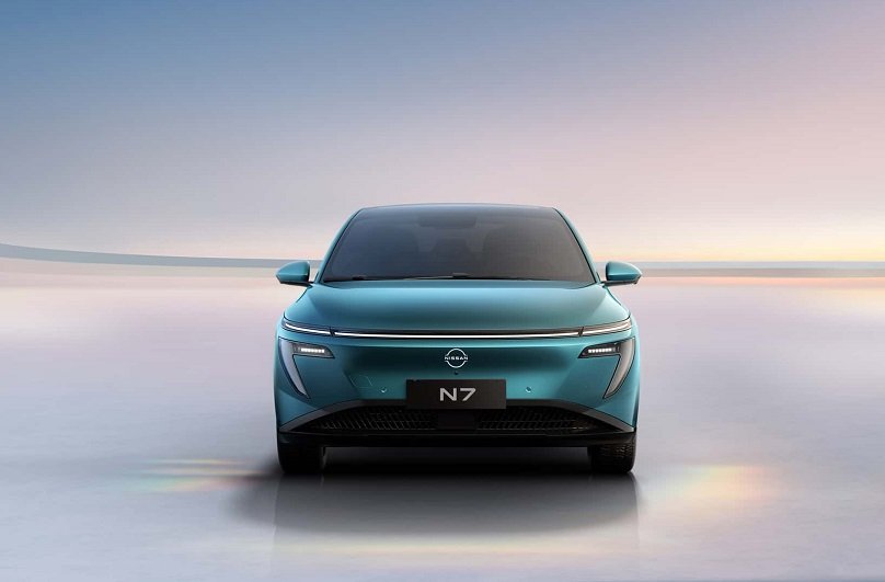 N7 خودرو تمام برقی نیسان رونمایی شد