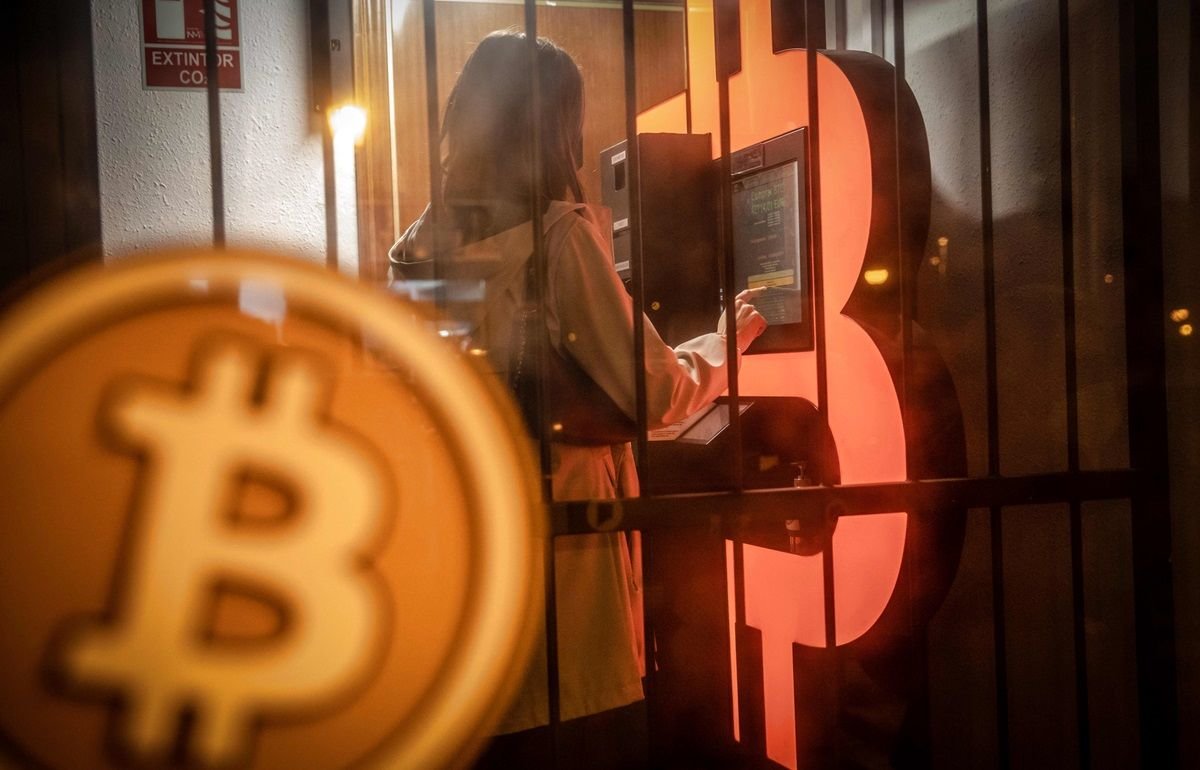 جنجال صرافیهای ایرانی ارز دیجیتال!