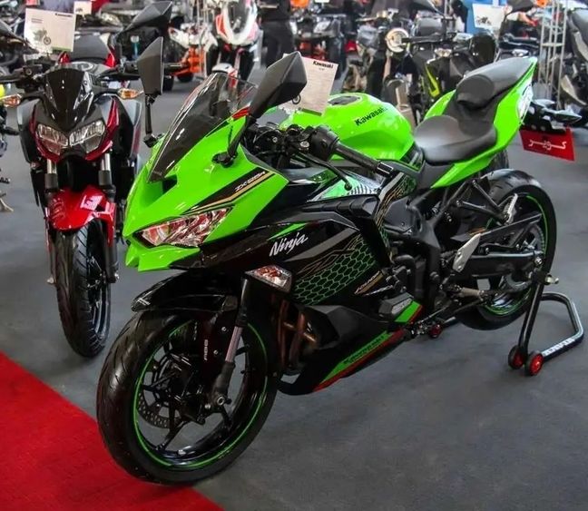 گران‌ترین موتورسیکلت‌های پلاک ملی در ایران؛ از کاوازاکی تا یاماها و بی‌ام‌و