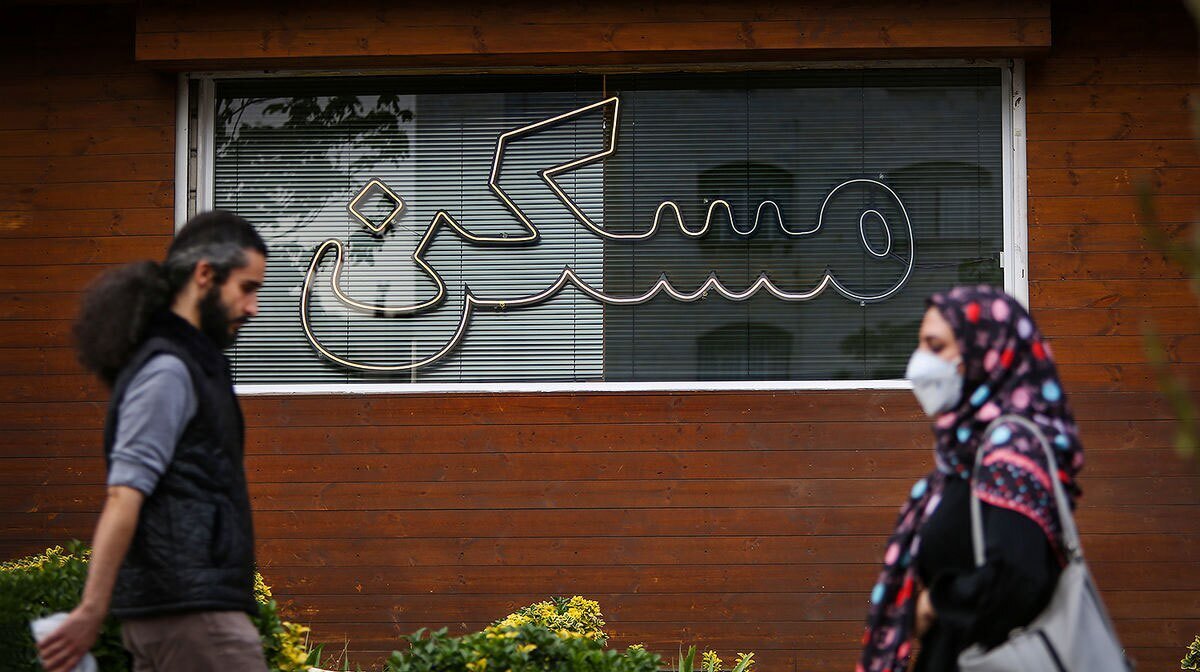 رهن زیرپله هشت متری؛ 100 میلیون تومان!