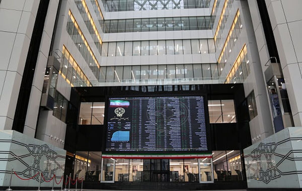 افزایش ۳۵۴ واحدی شاخص کل بورس