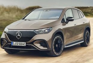 مقایسه بنز EQE و تویوتا هایلندر هیبریدی؛ نبرد گران‌ترین شاسی‌بلندهای وارداتی