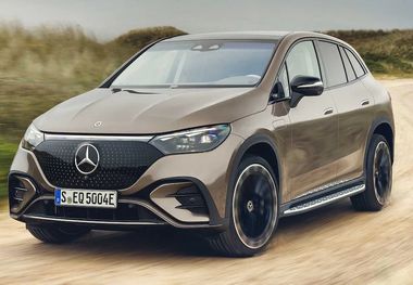 مقایسه بنز EQE و تویوتا هایلندر هیبریدی؛ نبرد گران‌ترین شاسی‌بلندهای وارداتی