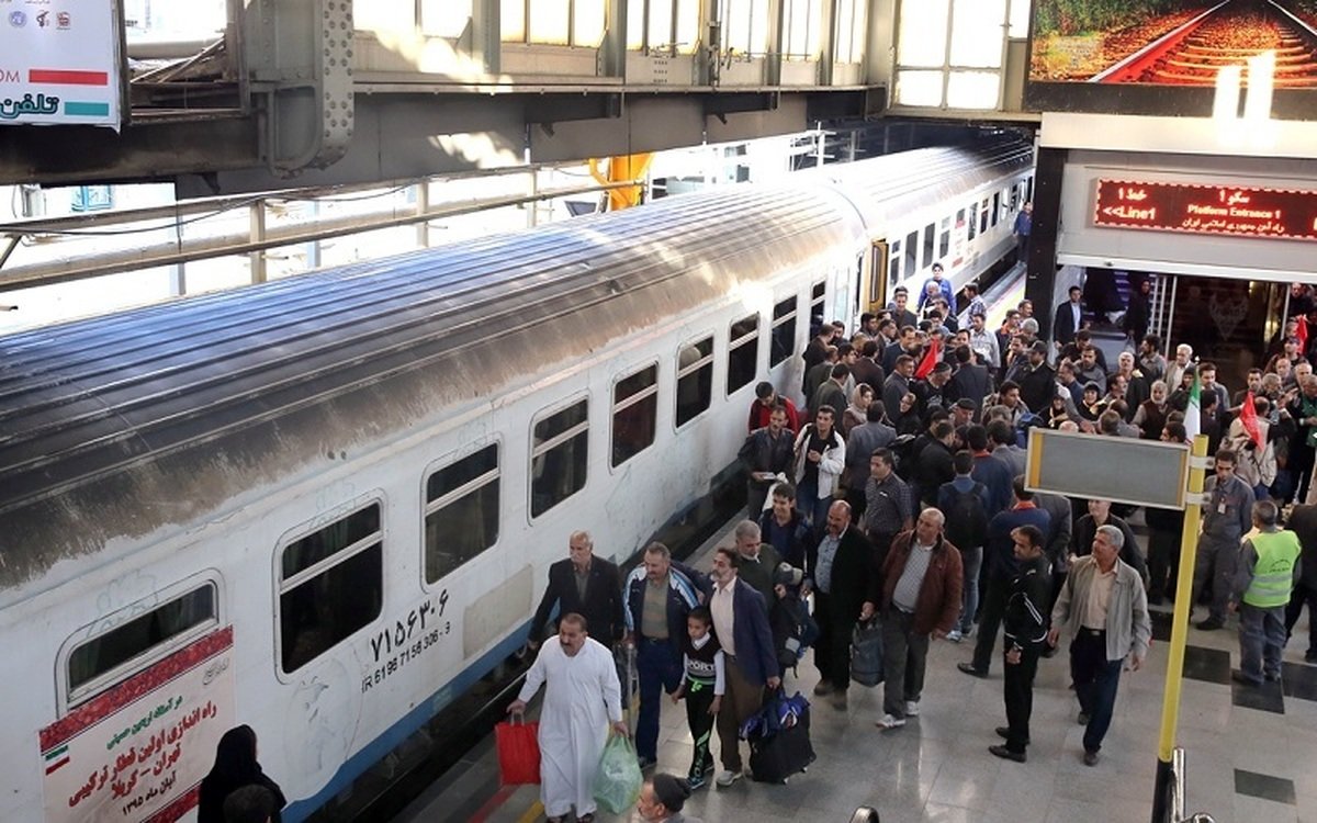 پیشفروش بلیطهای نوروزی قطار ادامه دارد