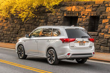 قیمت جدید میتسوبیشی اوتلندر در ایران؛ ارزان‌ترین مدل 4.9 میلیارد