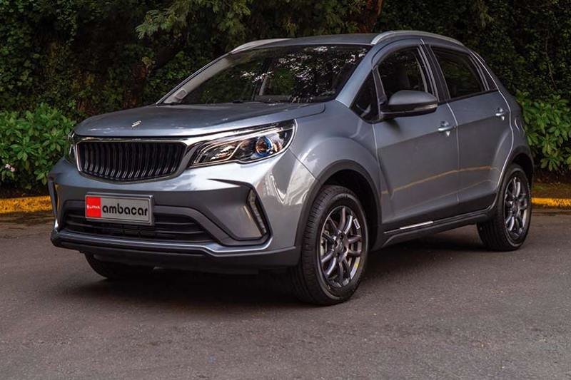 «لیفان» با سر و شکل جدید به بازار خودرو ایران بازگشت