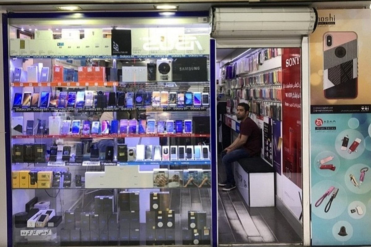 واردات تمام گوشی‌ها به ایران ممنوع می‌شود؟
