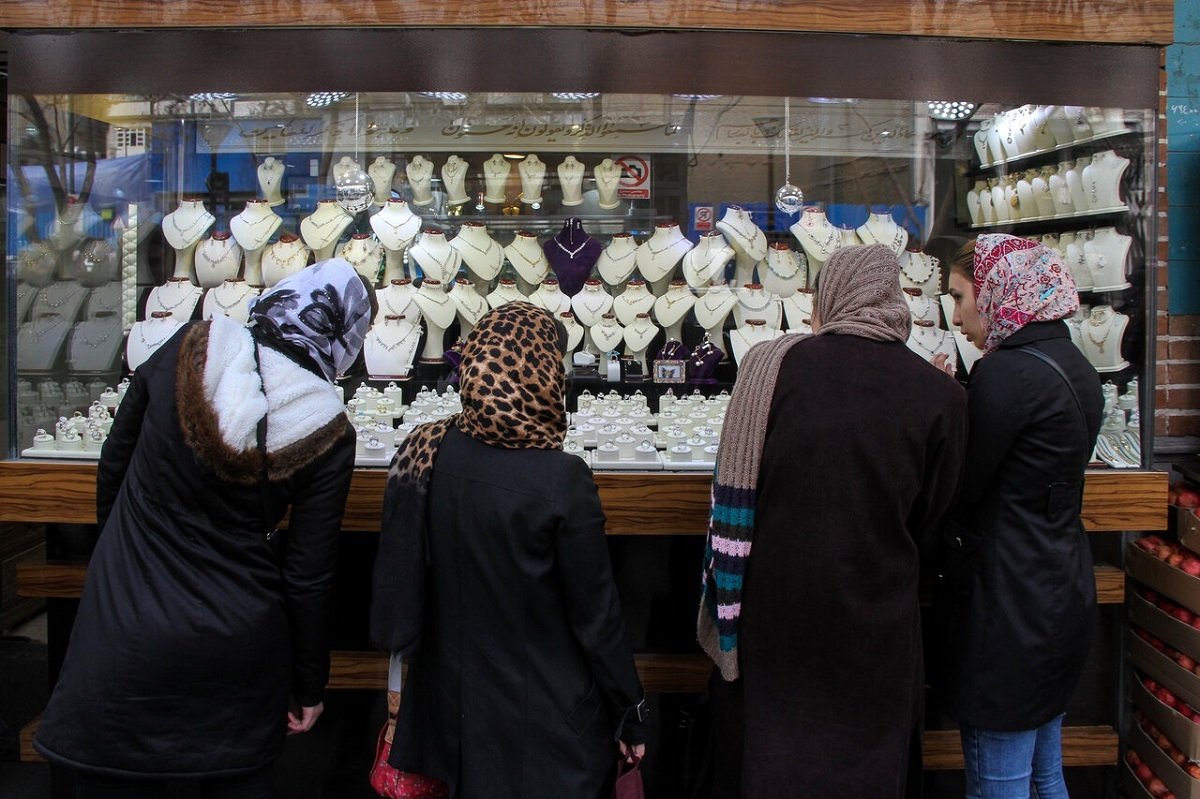 مقایسه بازدهی طلا و نقره؛ طلا مچ نقره را خواباند