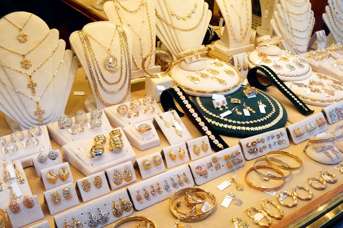 قیمت طلا امروز سه‌شنبه ۲۵ شهریور؛ طلا دوباره خیز برداشت