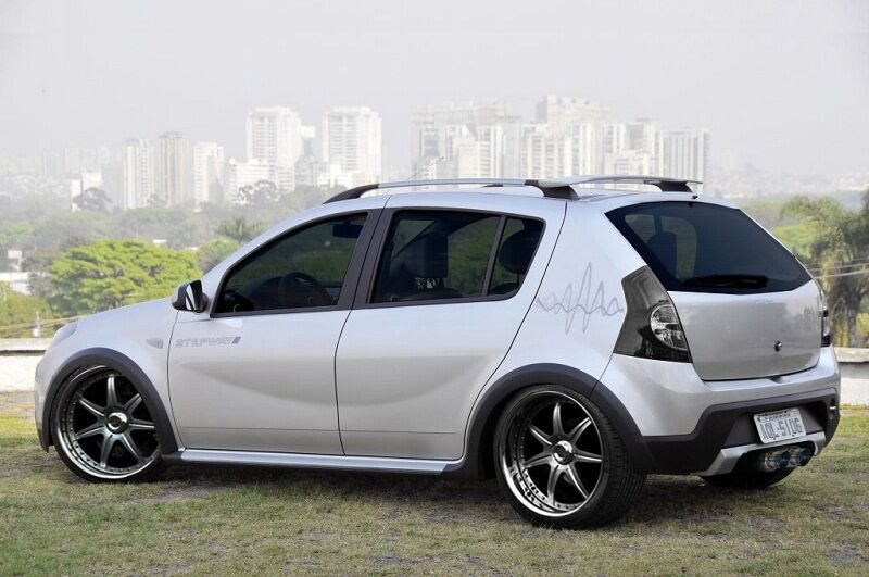 قیمت ساندرو کارکرده امروز پنجشنبه 8 خرداد 1404/ استپ وی چند؟