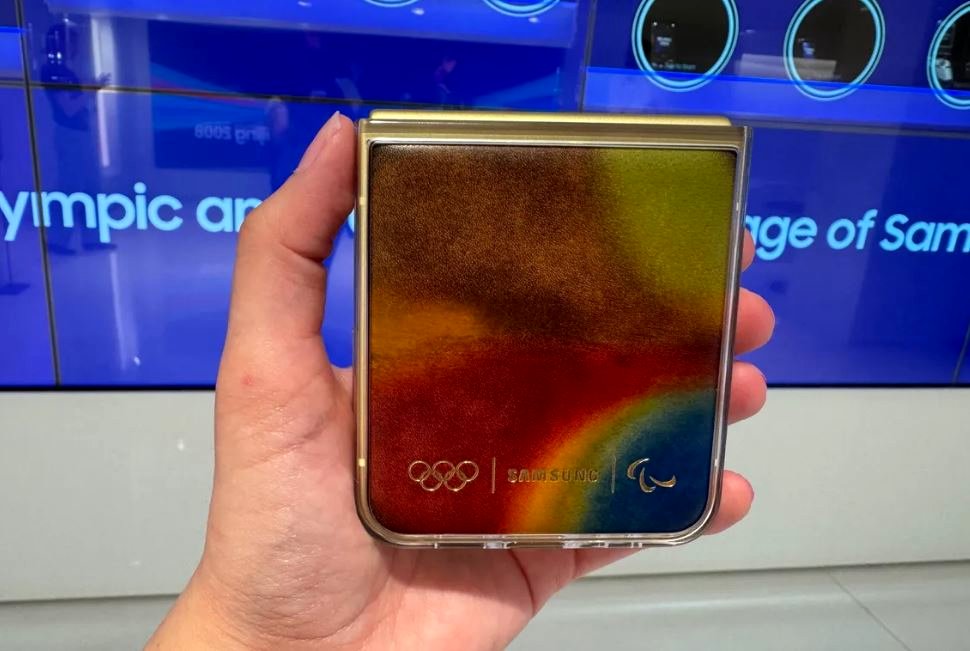 گوشی سامسونگ المپیک؛ صفر تا 100 موبایل رضا علیپور