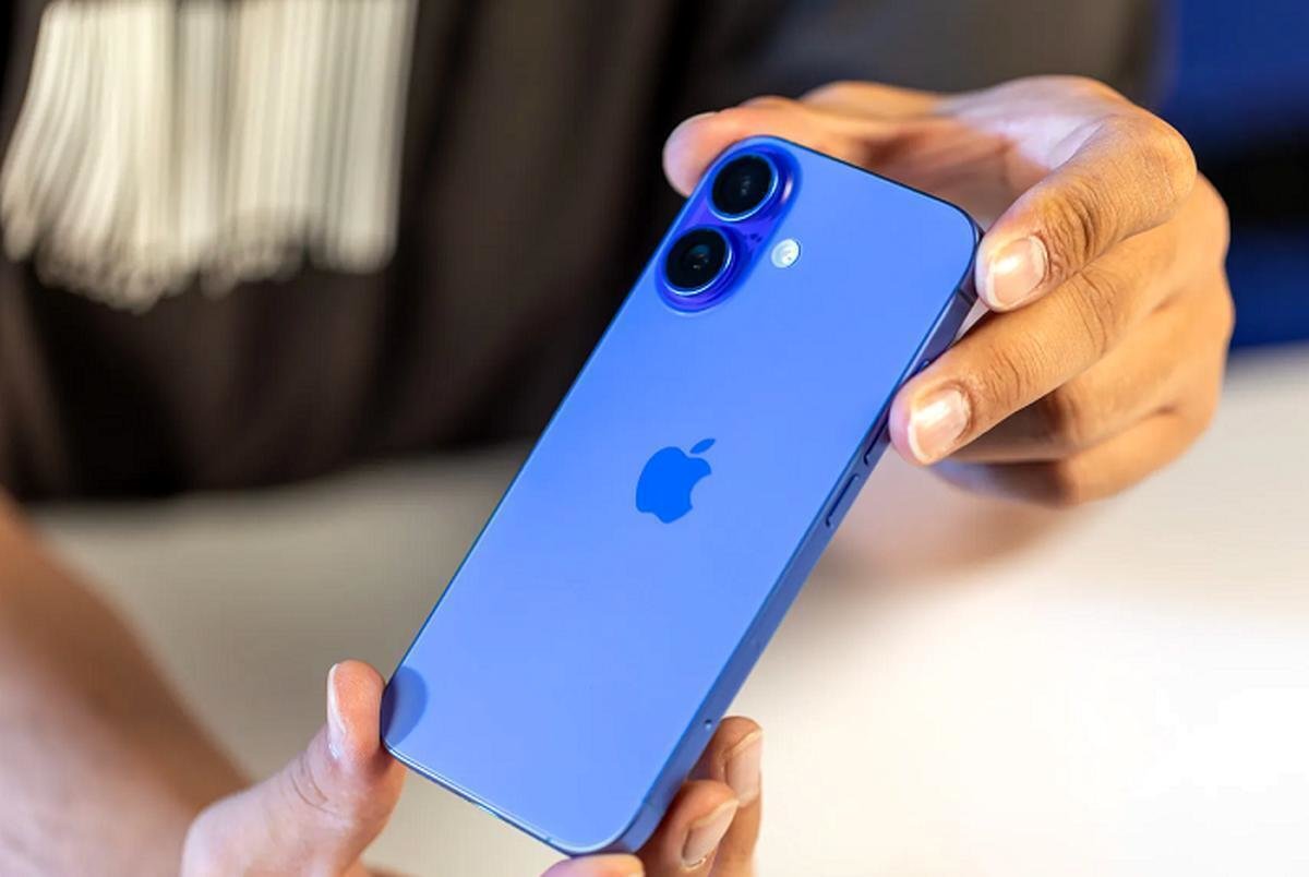 قیمت گوشی سامسونگ، شیائومی و آیفون امروز پنجشنبه 6 مرداد 1404/ آیفون 16 پرو مکس 180 میلیون شد