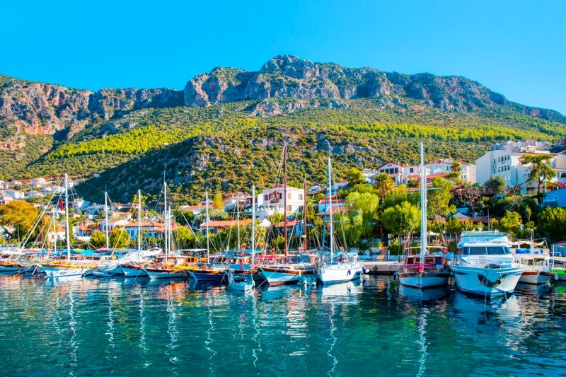 قیمت تور آنتالیا امروز ۱۳ تیر / تور ارزان چند؟