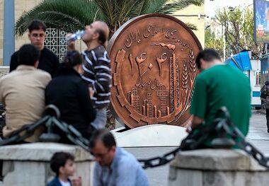 جنگ اقتصاد ایران را چقدر عقب انداخت؟
