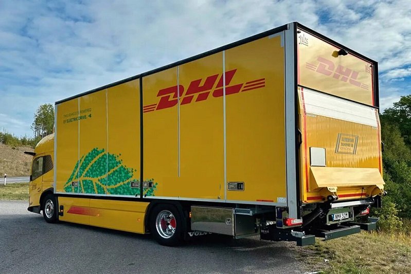 عرضه کامیون ولوو اف‌ام رسما آغاز شد