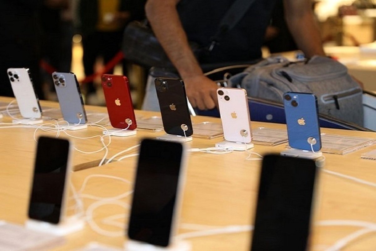 قیمت آیفون امروز سهشنبه 16 بهمن/ آیفون 16 پرو مکس 166 میلیون