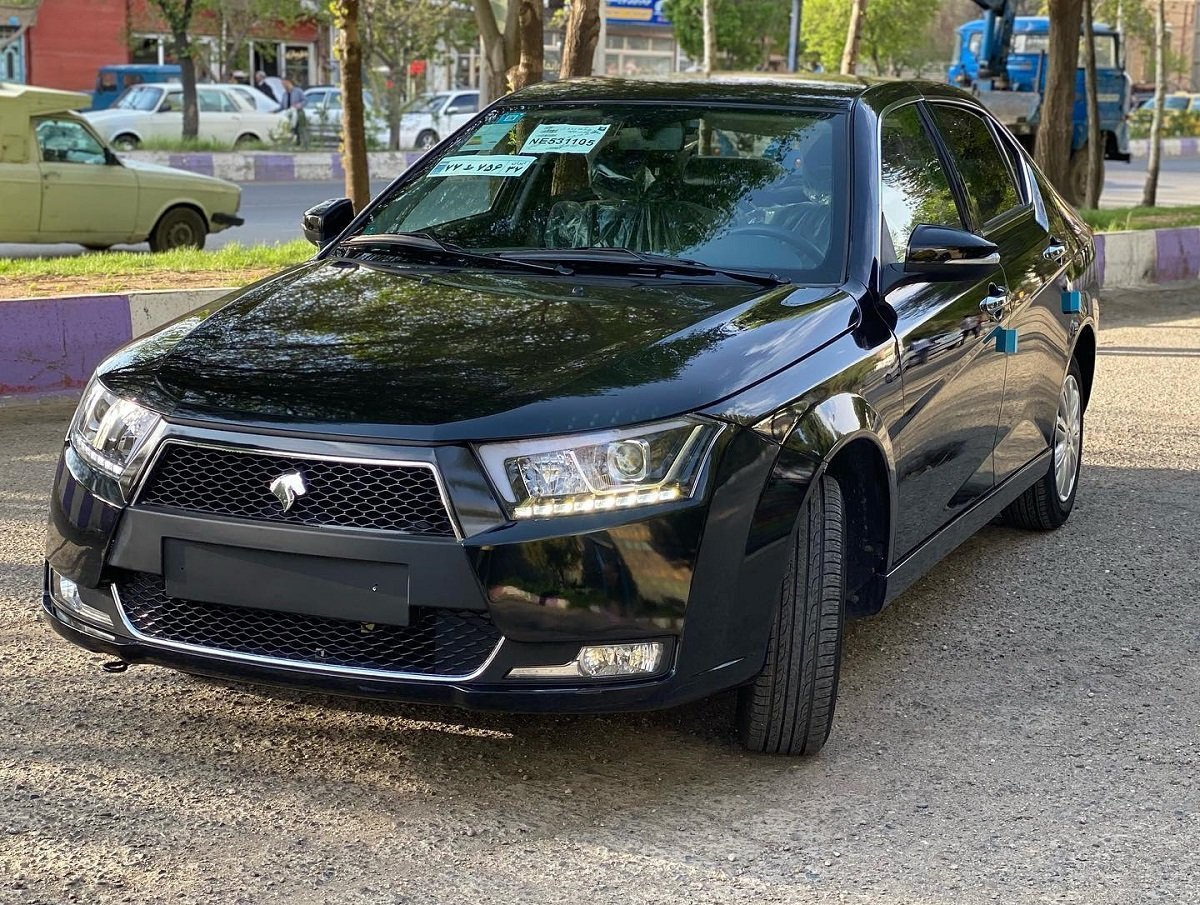 نگاهی به قیمت خودرو در روزهای میانی اسفند 1402