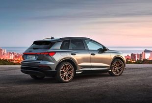 مقایسه آئودی Q۴ و آئودی Q۵؛ علت تفاوت ۲۰۰ میلیونی چیست؟