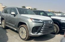 لکسوس LX۶۰۰ وارد گمرک شد