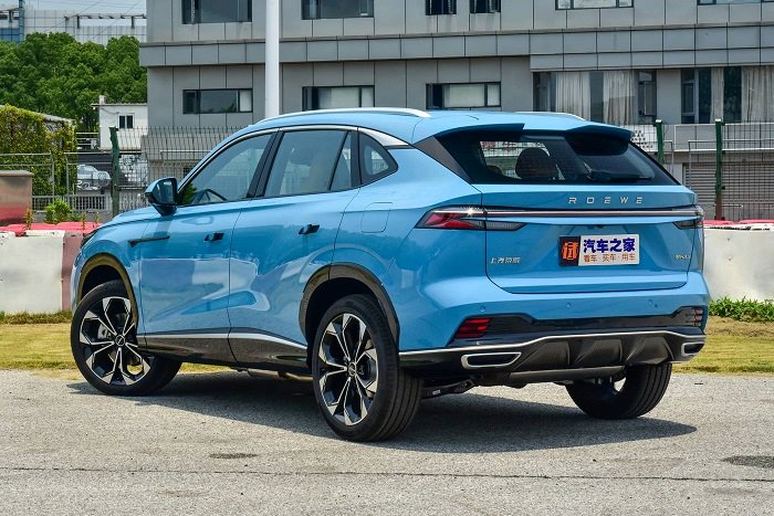 رووی eRX5؛ شاسی‌بلند پارس‌خودرو در خیابان شکار شد