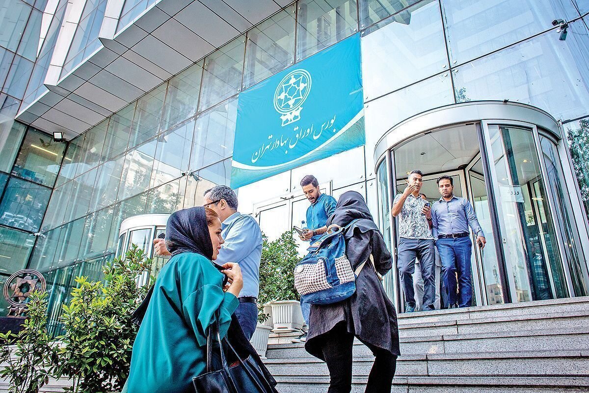 بورس روی دست دلار و سکه بلند شد!