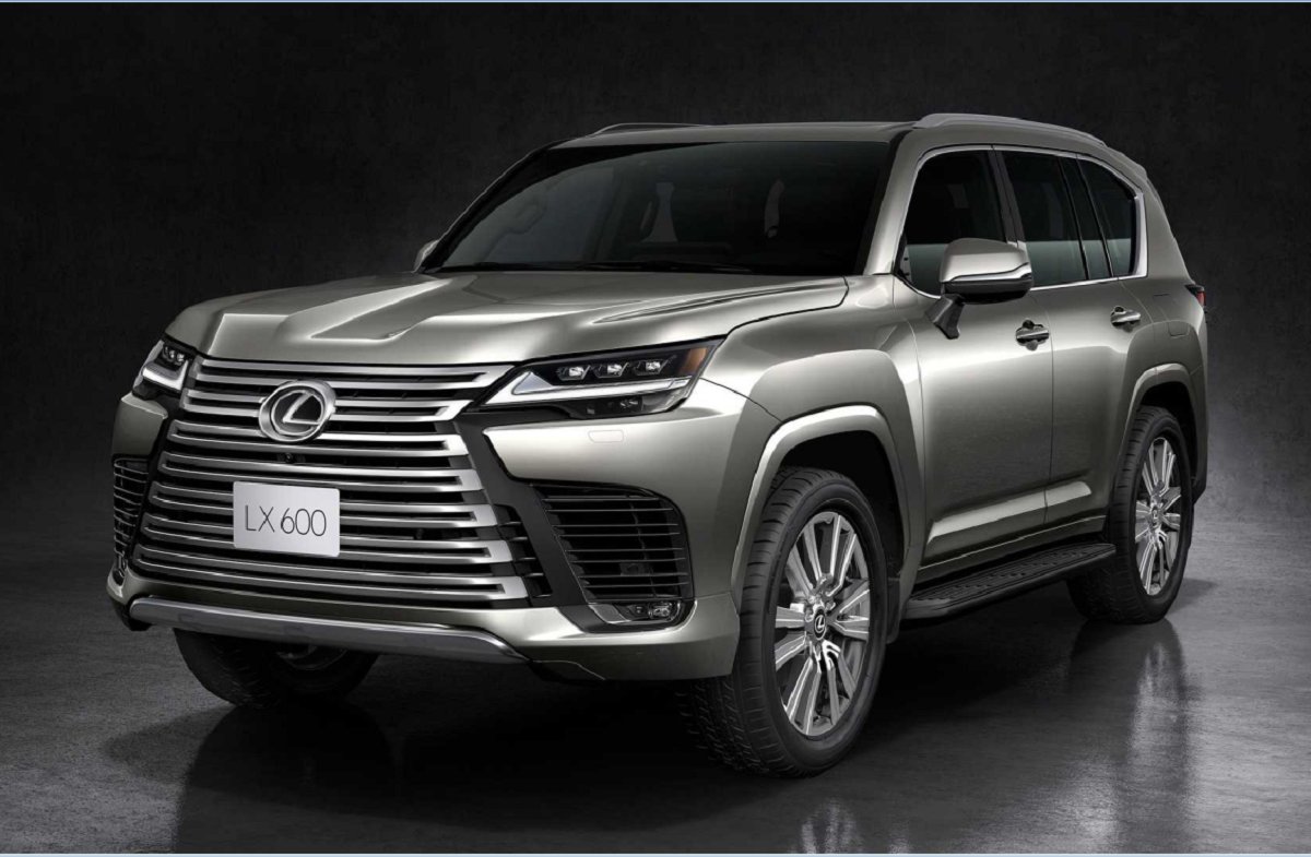 صدای مشتریان درآمد/ ذوب شدن آینههای لندکروز و لکسوس!