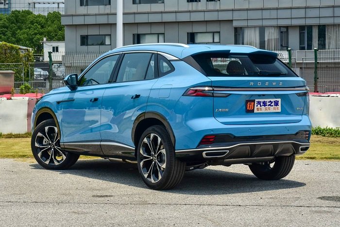 رووی eRX5؛ شاسی‌بلند پارس‌خودرو رونمایی شد