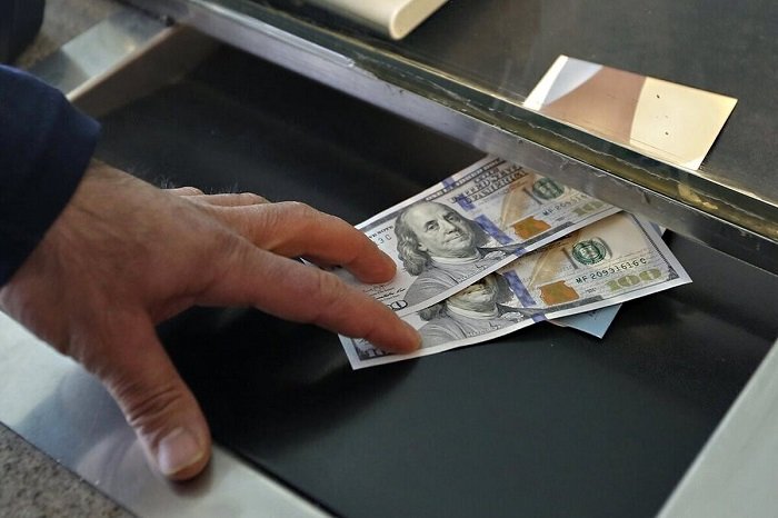 قیمت دلار و یورو امروز 30 مرداد/ دلار حواله‌ای چند معامله می‌شود؟