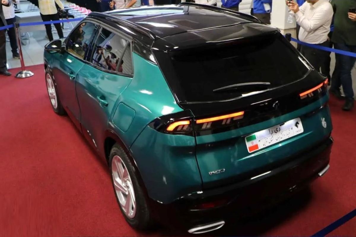 گاف عجیب و خنده‌دار ایرانخودرو در طراحی ماشین جدید + فیلم