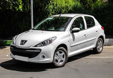 قیمت روز محصولات ایران‌خودرو سه‌شنبه ۷ مرداد/ محصول پرطرفدار پژو ارزان شد