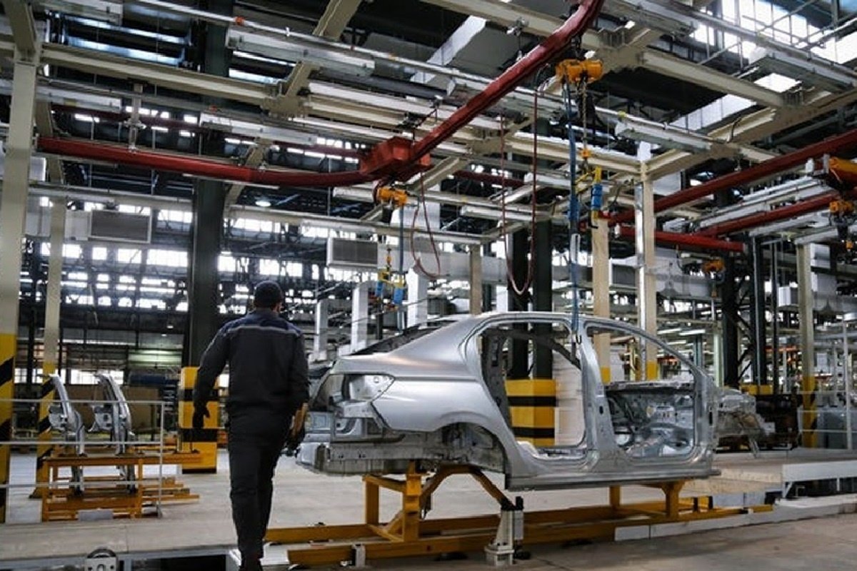 تولید خودرو در شهریورماه هفت درصد آب رفت