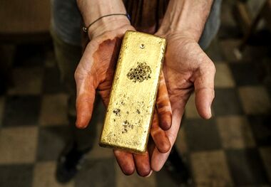 سقوط طلا جهانی به زیر ۴۵۰۰ دلار

