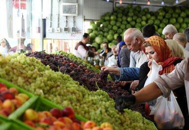 قیمت‌های میلیونی در بازار میوه/ موز گران شد