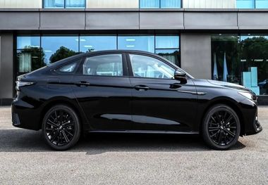 آریزو 8 اولترا بلک؛ نسخه جدید سدان فونیکس رونمایی شد