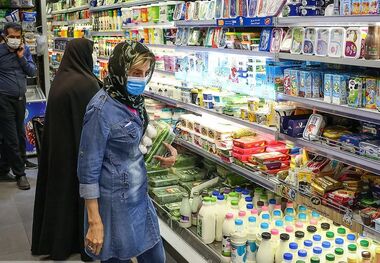 قیمت شیر در یکسال ۱۳۷ درصد گران شد