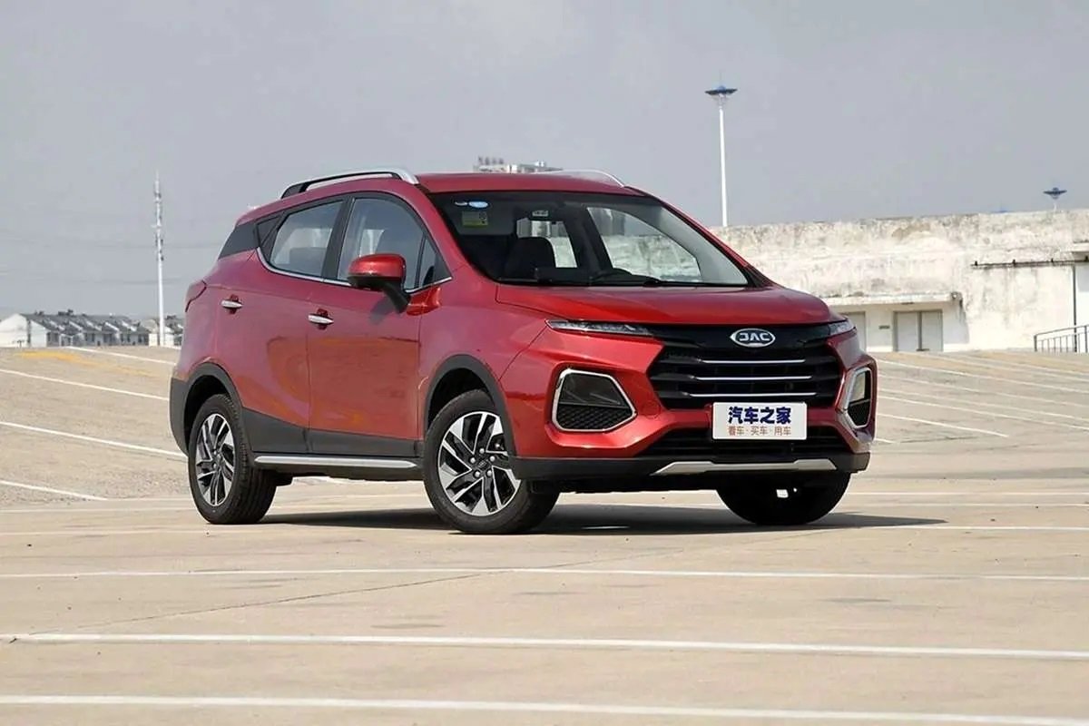 کی‌ام‌سی SR۳؛ فروش شاسی‌بلند کرمان‌موتور در 10 کشور کلید خورد