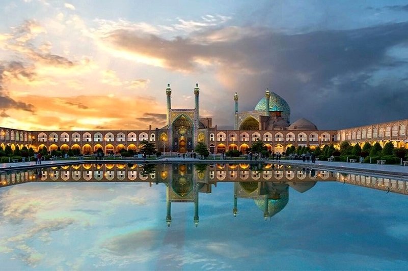 قیمت تور زمینی اصفهان/ دو شب اقامت اقتصادی در اصفهان چقدر آب میخورد